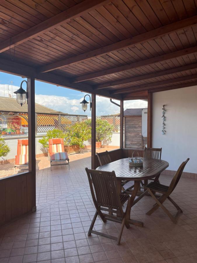 Attico Con Terrazza In Via Dei Traghetti Apartment Lido di Ostia Bagian luar foto